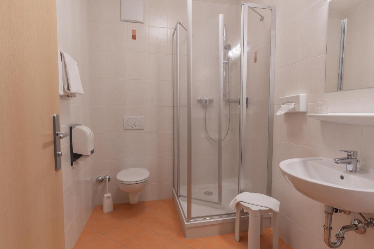 Hotel Kindler 2,0 Self-Check-In Leoben  Zewnętrze zdjęcie