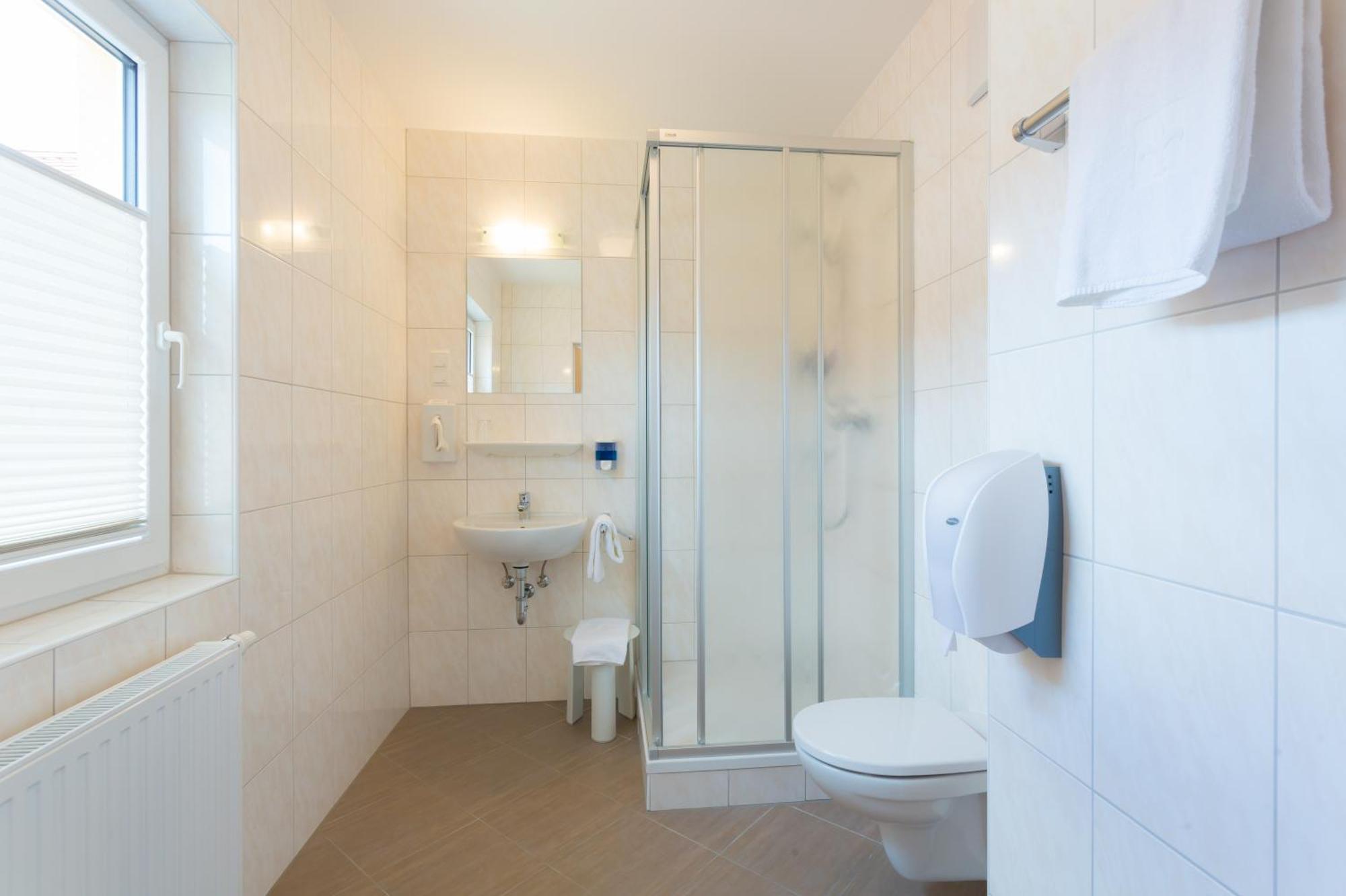 Hotel Kindler 2,0 Self-Check-In Leoben  Zewnętrze zdjęcie